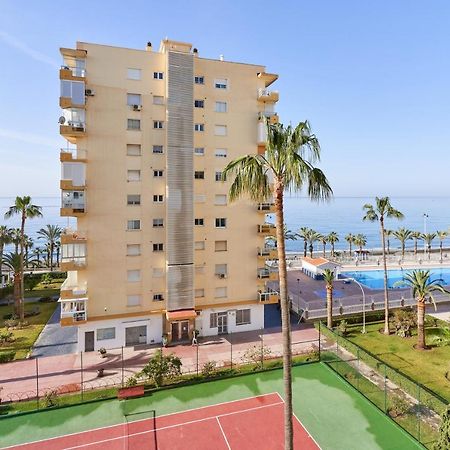 Apartment In Альгарробо-Коста Экстерьер фото